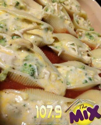 Chicken Broccoli Alfredo Stuffed Shells