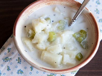 Unbelievably Easy Potato Soup