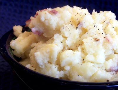 Applebee's Garlic Mashed Potatoes (Copycat)