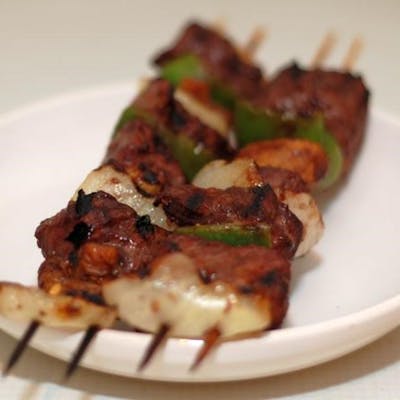 Beef Shish Kabobs with Green Peppers, Onions and Mushrooms