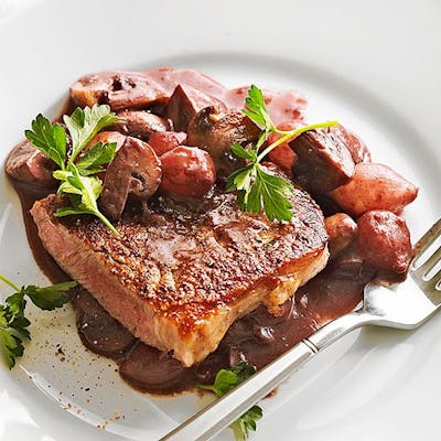 Beef with Mushrooms and Pearl Onions in Red Wine Reduction
