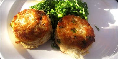 Glenn's Diner - Crab Cakes